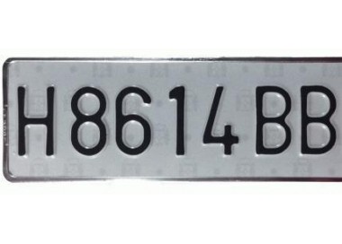 UTSCH PLACA MATRICULA ALUMINIO PEQUEÑA V HISTOR 